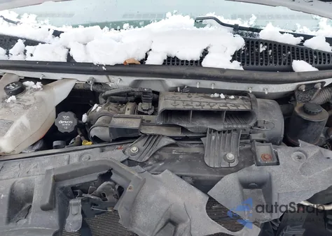 2019 Chevrolet Express 2500 Work Van z USA, uszkodzony, nr VIN 1GCWGAFG8K1367726